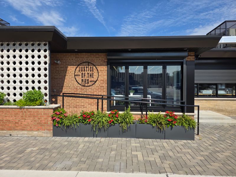 Justice of the Pies – Chicago