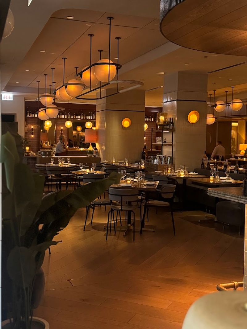 Lure Fishbar Chicago