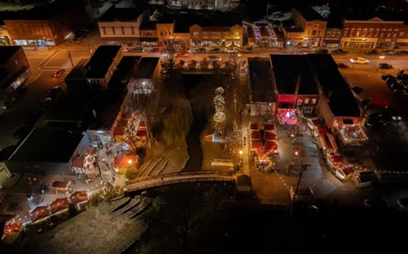 Sparta – Sparta Holiday Lights