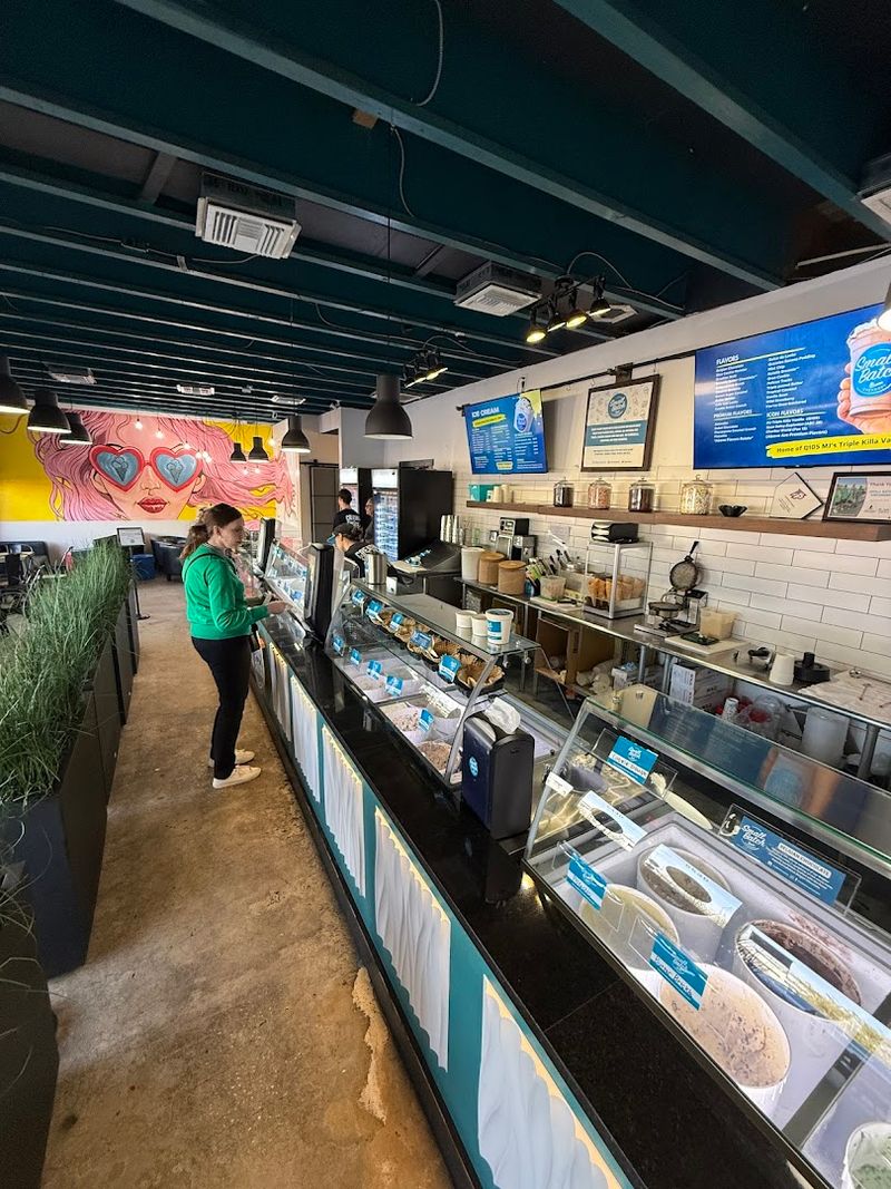 Small Batch Creamery - St. Petersburg