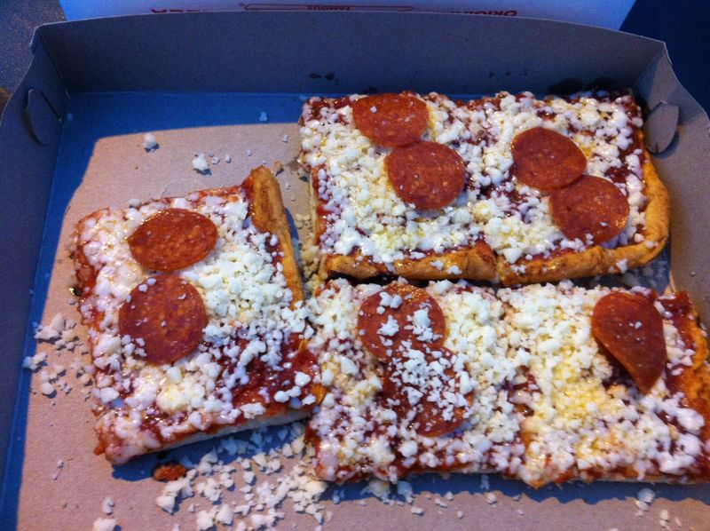 Ohio Valley–Style Pizza: Cold Cheese Revolution