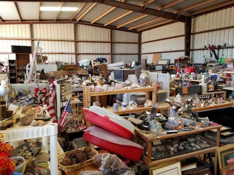 Bargain Barn of Palominas, Arizona