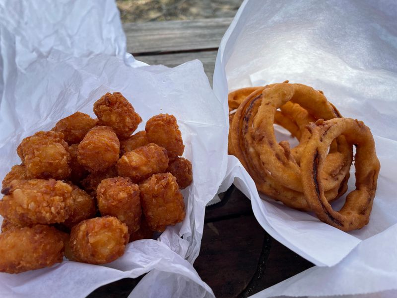 Salem Dairy Bar, Benton