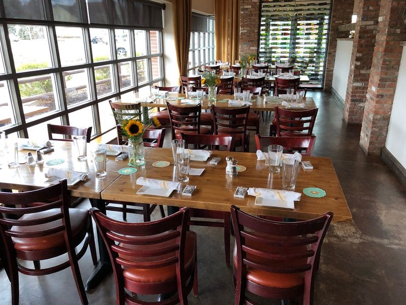 Barnwood Grill (Newtown, CT) Barnwood Grill (Newtown, CT)