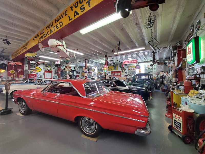 Jerry's Classic Cars and Collectibles Museum, Pottsville, Pennsylvania