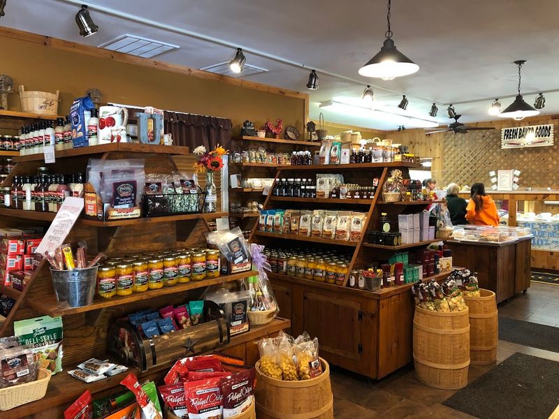 Barton Orchards' Apple Core Market & Bakery Barton Orchards' Apple Core Market & Bakery
