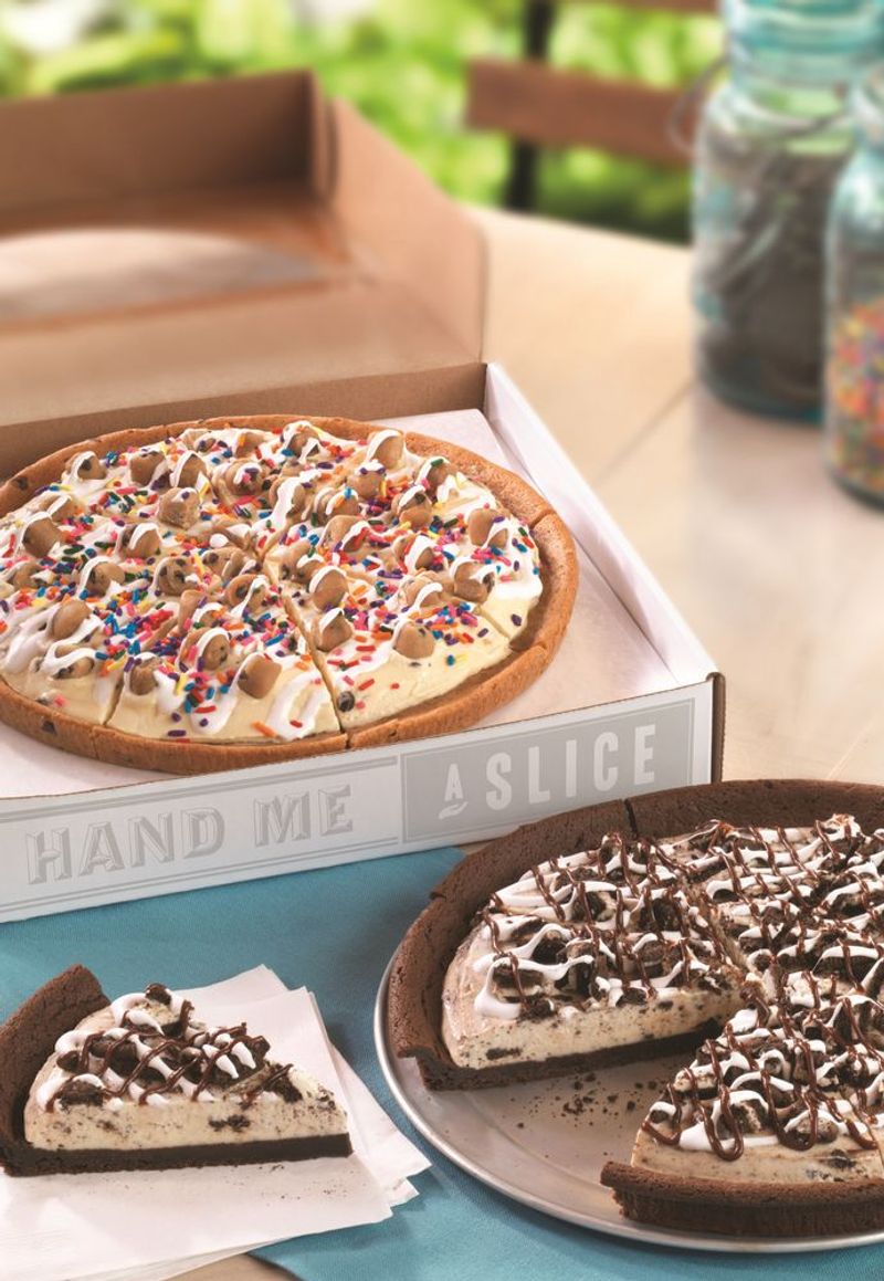 Baskin-Robbins Chocolate Chip Cookie Dough Polar Pizza: Flat-Out Fantastic