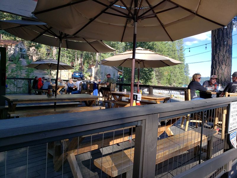 Shaver Lake, Shaver Lake Lodge Restaurant & Bar