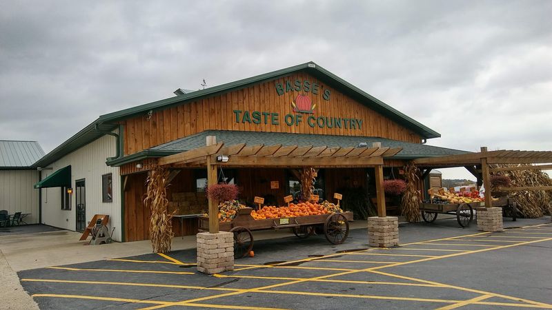 Basse's Taste of Country Basse's Taste of Country