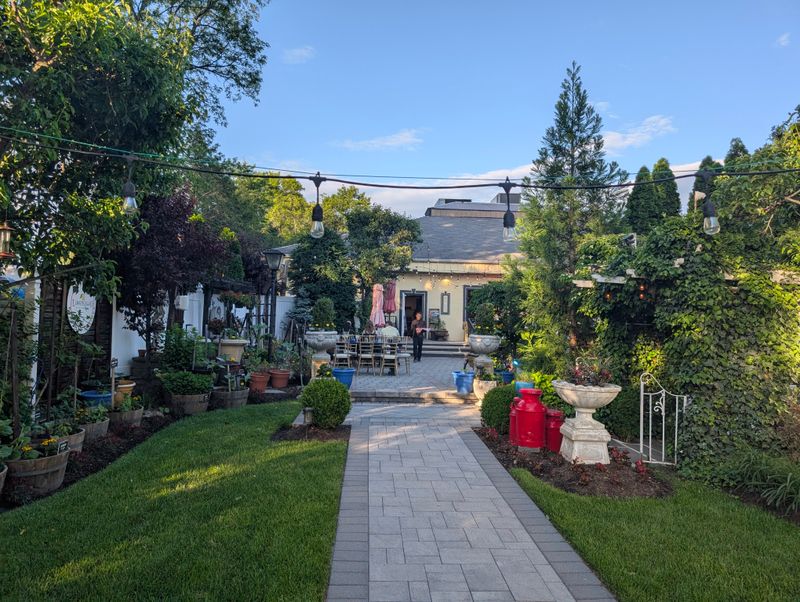 Limoncello at Piazza di Roma - Aberdeen Township