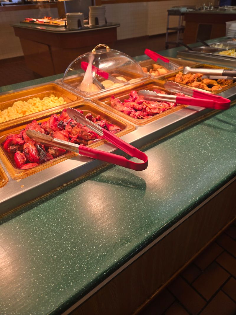 World Buffet & Grill – Lansing