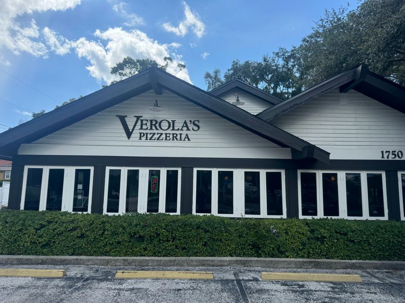 Verola's Pizzeria