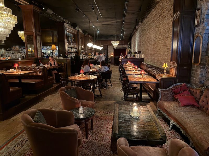 Bavette's Bar & Boeuf