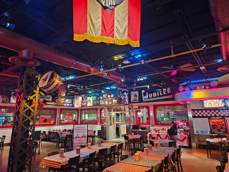 Portillo's Champaign – Champaign