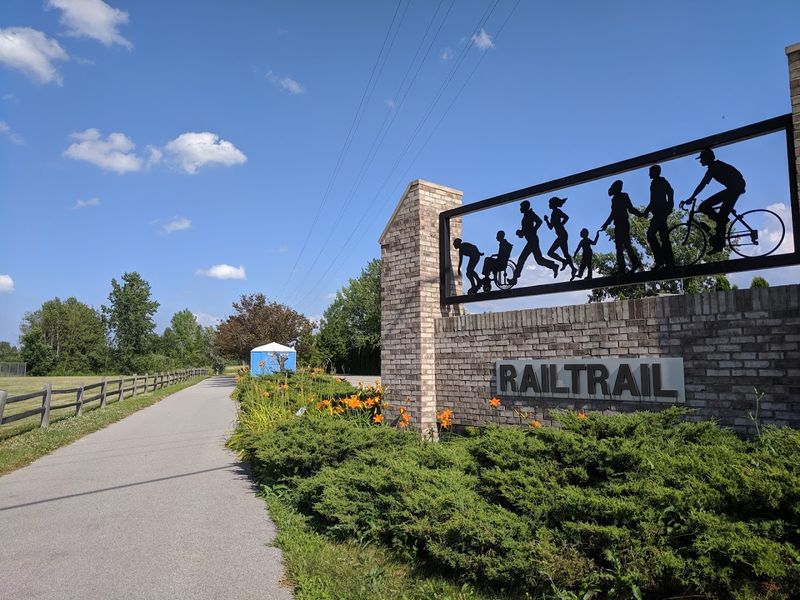 Bay City Riverwalk/Railtrail, Bay City