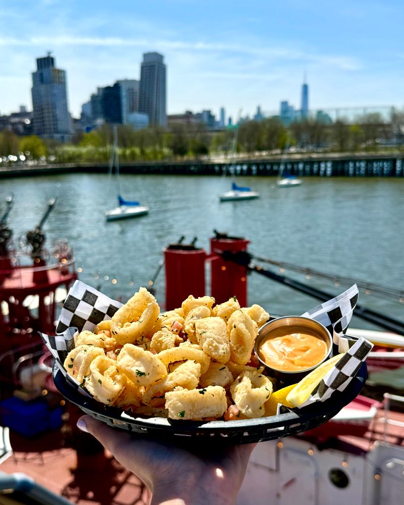 The Frying Pan – Pier 66, Chelsea