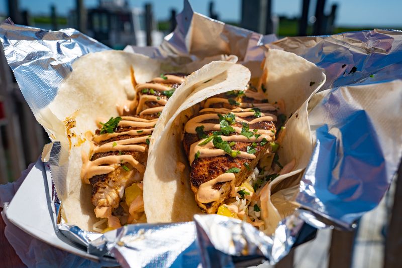 Hooked Up Seafood (Dockside Kitchen & Marketplace) - Wildwood