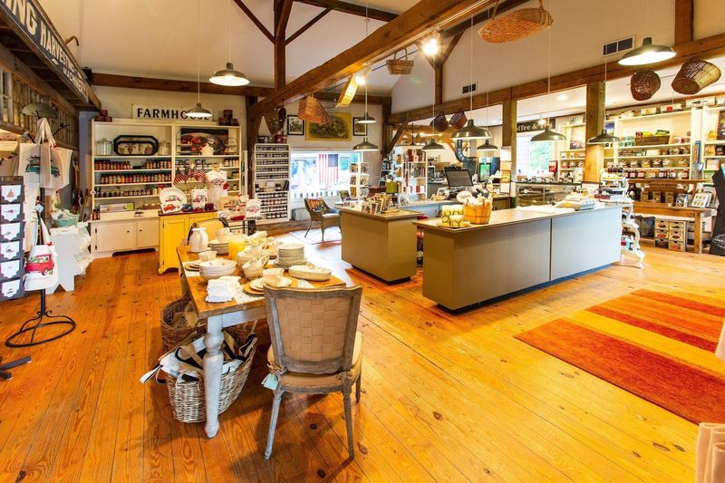 The Emerson Resort & Spa Holiday Buffet