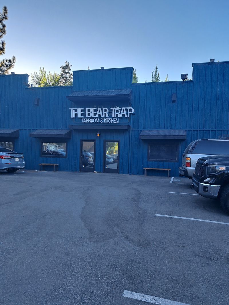 Bear Trap Inn