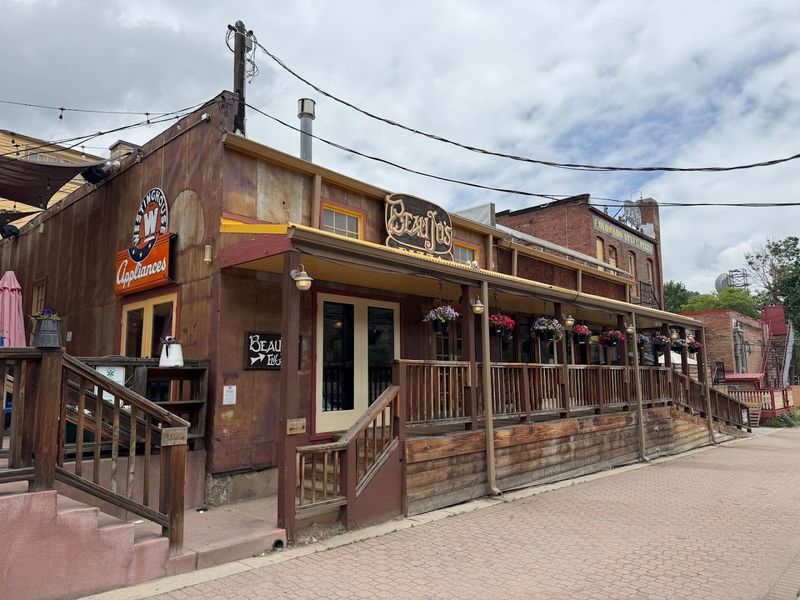 Beau Jo's Idaho Springs And The Local Recognition Factor