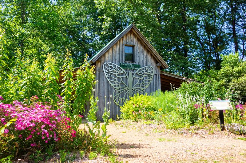 Botanical Garden Of The Ozarks, Fayetteville