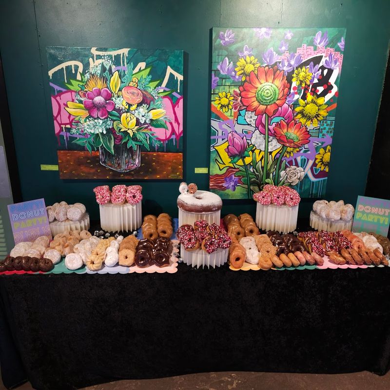 Donut Land, Brunswick