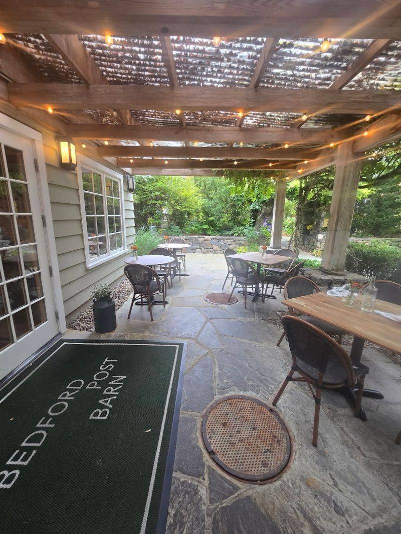 Bedford Post Tavern
