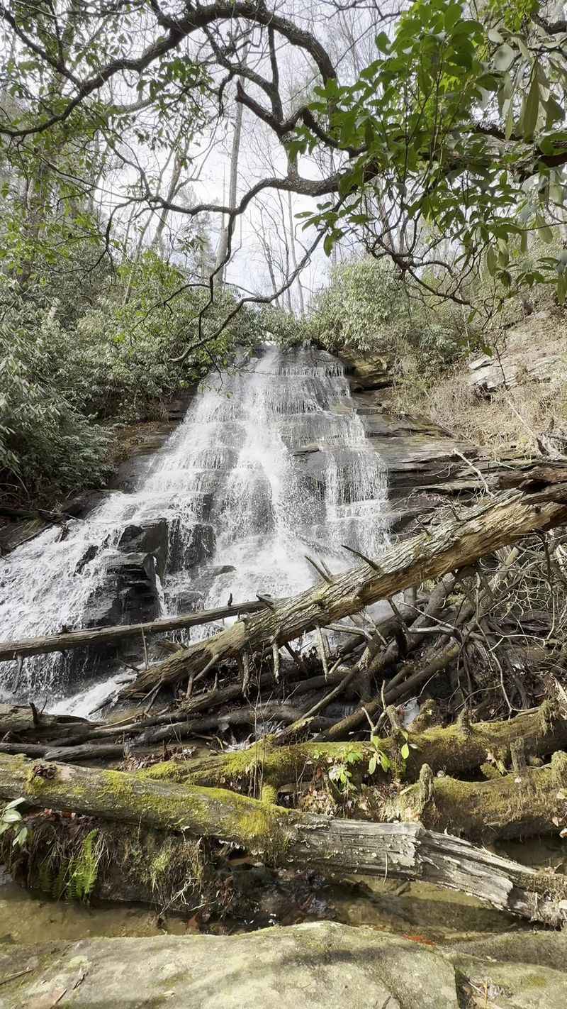 Bee Cove Falls, Jocassee Gorges