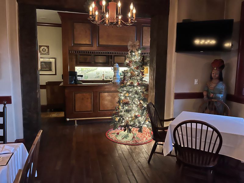 The Historic Rooms That Abraham Lincoln Once Visited