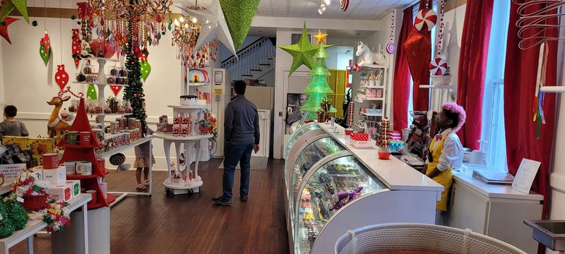 Behind-The-Scenes Candy Making You Can Actually Watch