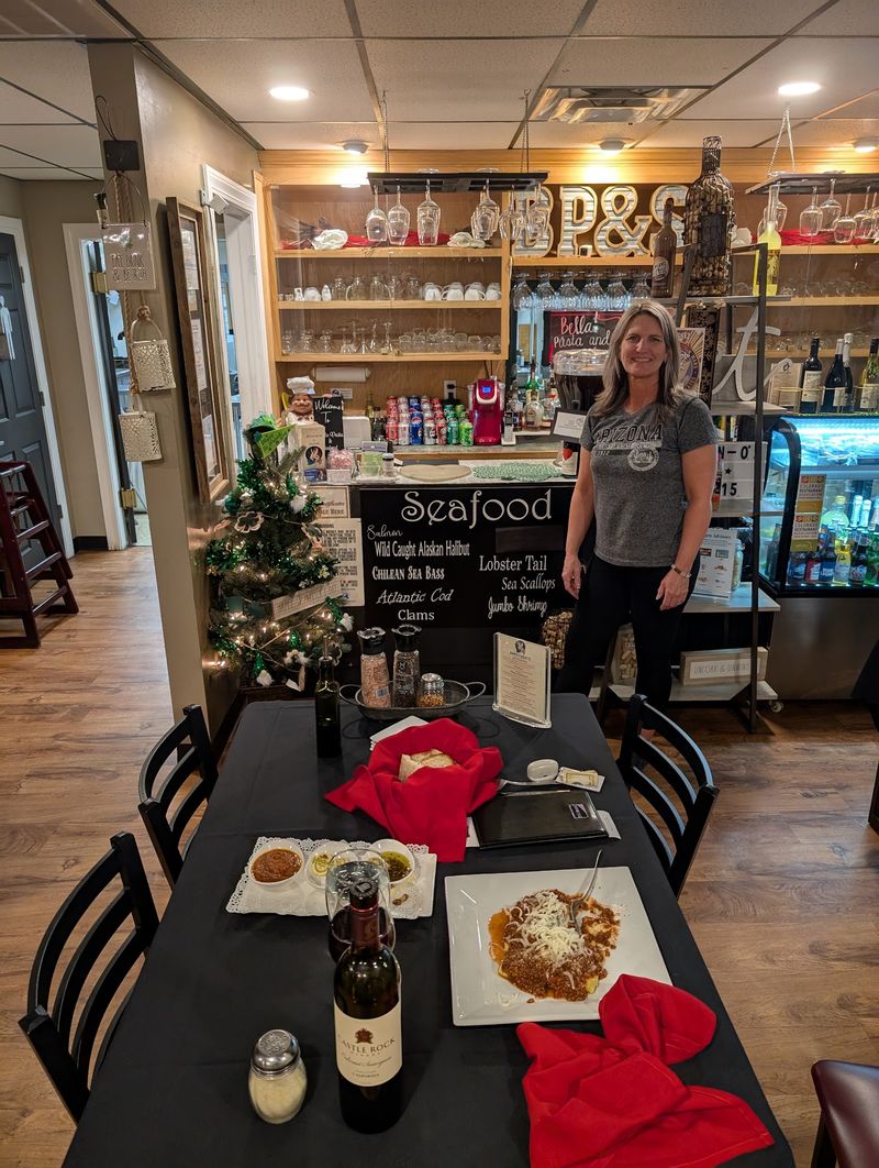 Bella Pasta & Seafood, Pueblo West
