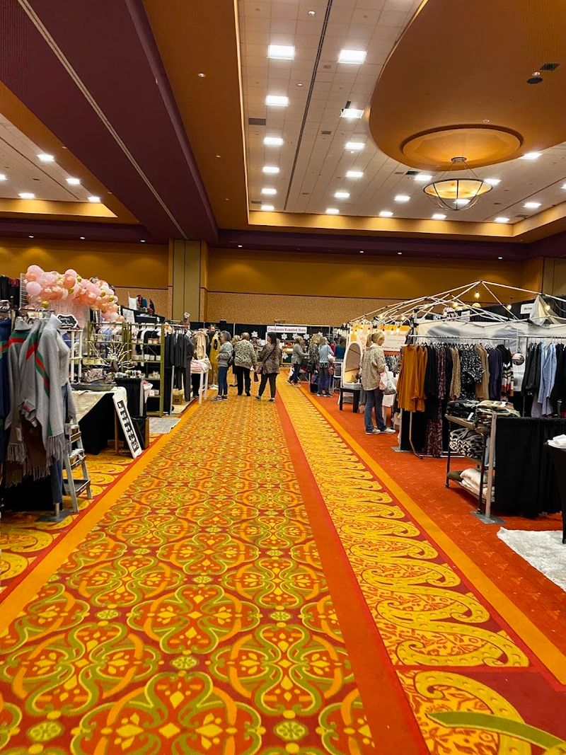 Bella Rustina Modern Vintage Market, Rogers Convention Center