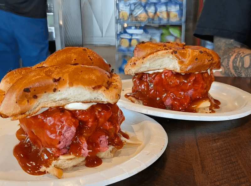 Bella's Roast Beef 