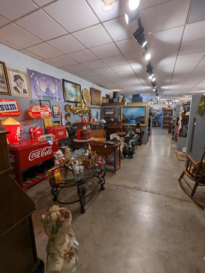 Belle Starr Antiques & Vintage Market
