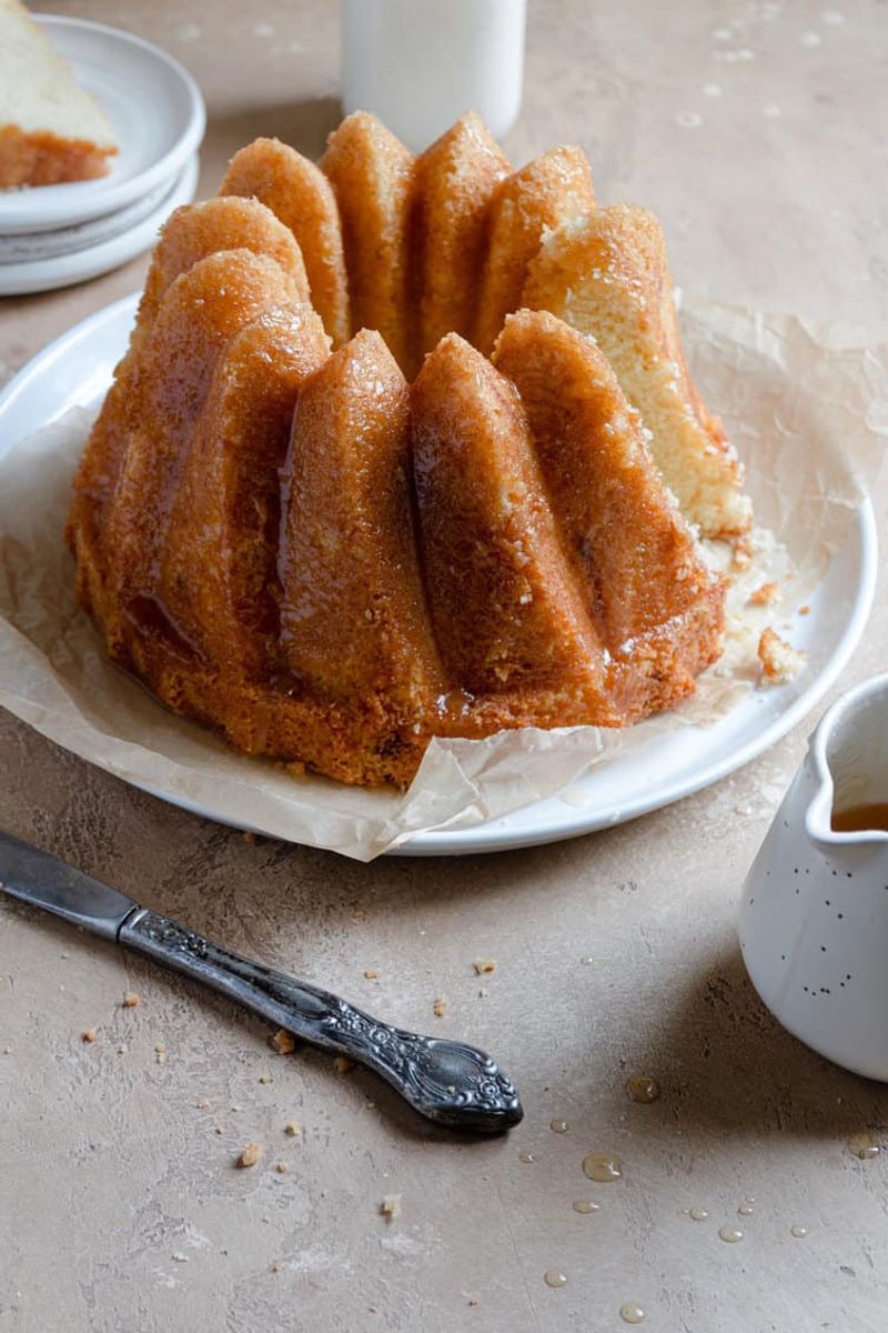 Kentucky Butter Cake: The Donut-Like Dessert