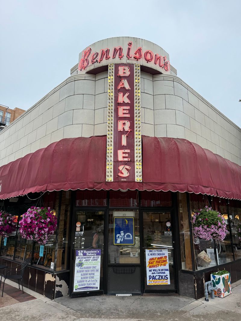 Bennison's Bakery, Evanston, IL Bennison's Bakery, Evanston, IL