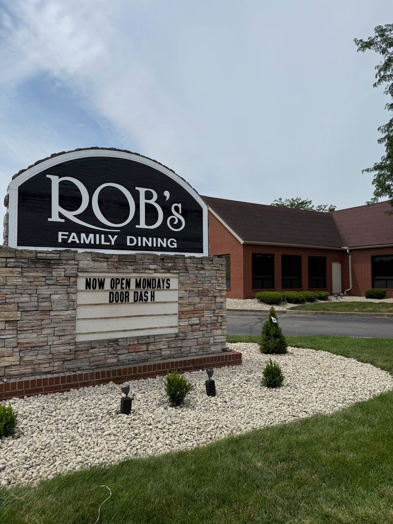 Rob's Restaurant & Catering — Brookville