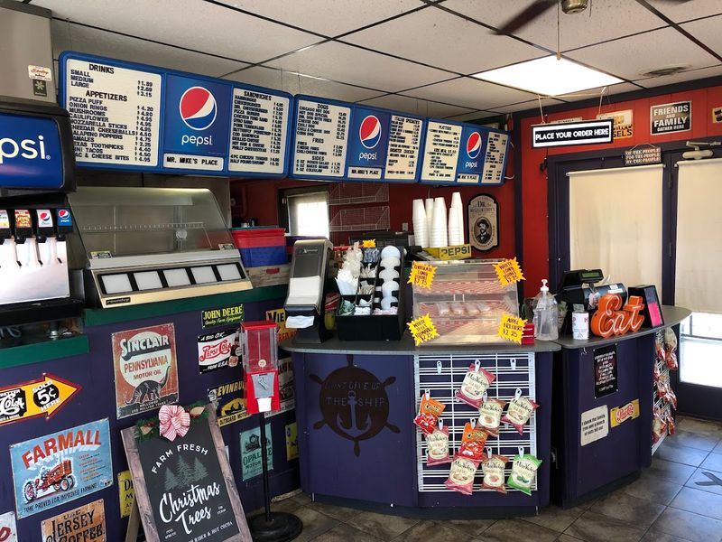 Mr. Mike's Place - Lacon, IL