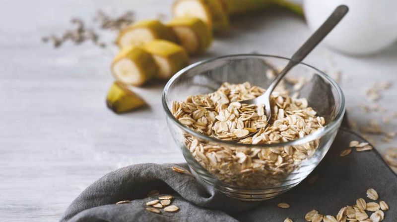 Oatmeal: Heart-Healthy Breakfast Champion