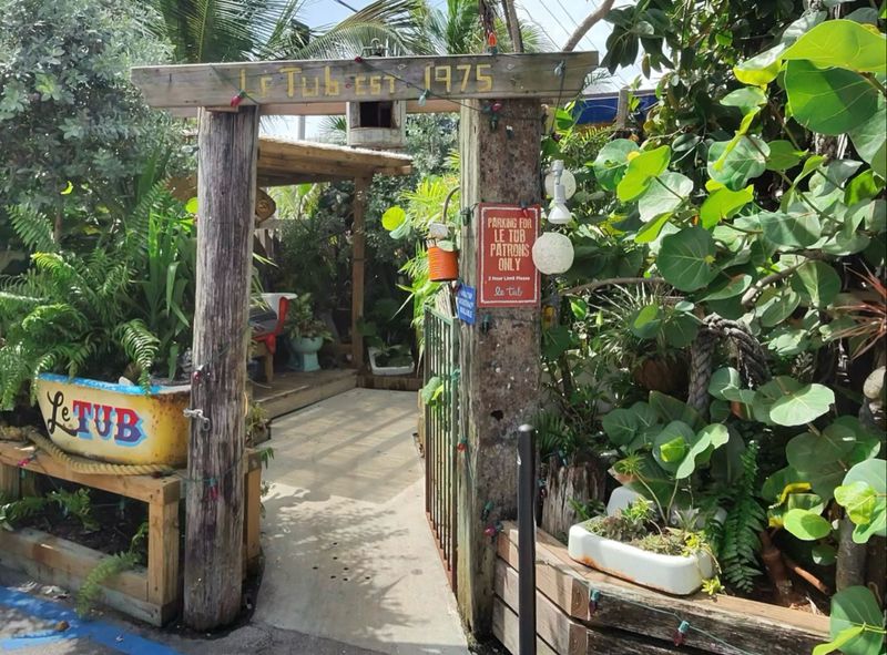 What Makes It Uniquely Le Tub