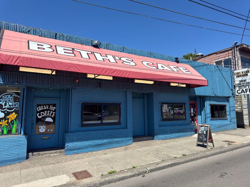 Beth's Cafe, Seattle
