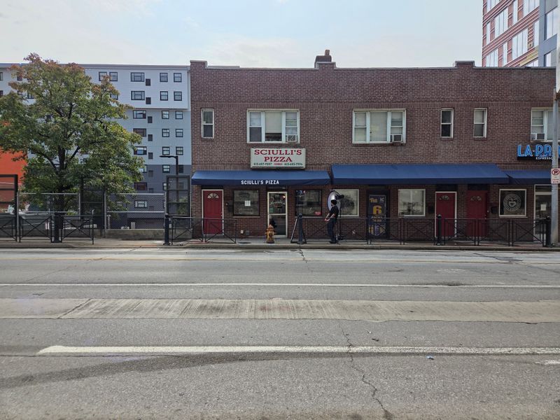 Sciulli's Pizza — Pittsburgh