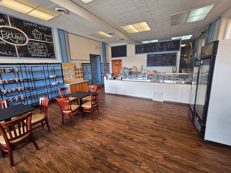 Betsy's Ice Cream, Mount Lebanon