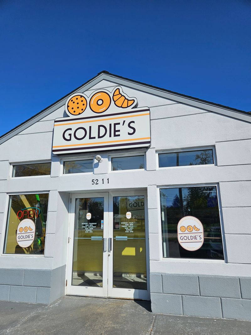 Goldie's Donuts & Bakery – Lyndhurst