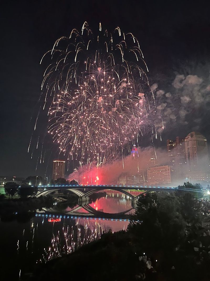 Bicentennial Park, Columbus