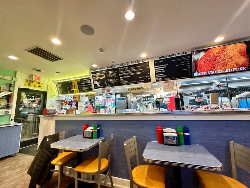 Big Ange's Eatery - Arlington Heights