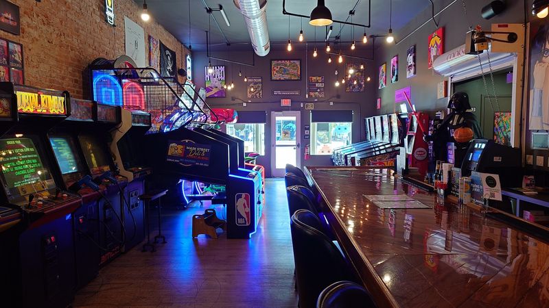 Main Street Deli & Arcade, Findlay