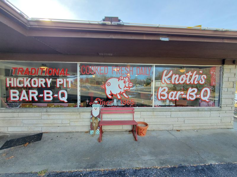 Knoth's Bar-B-Que