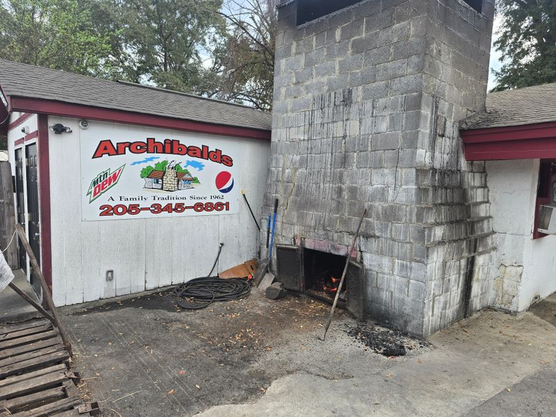 Archibald's BBQ – Northport