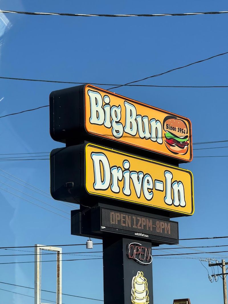 Big Bun Drive In